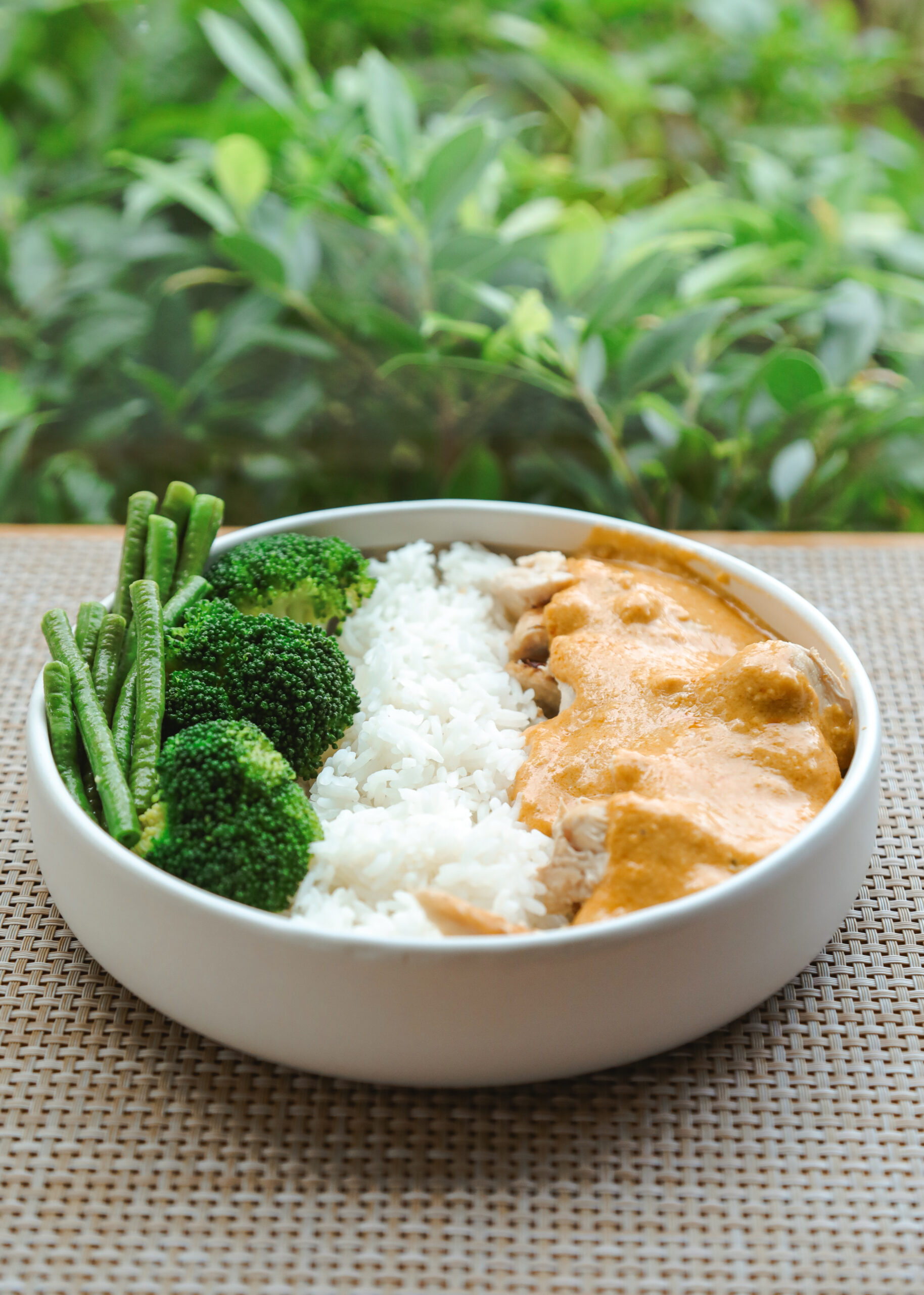 Cashew Curry Chicken Bowl